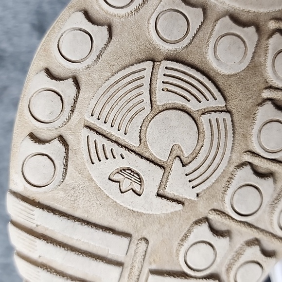 Adidas women's Torsion ZX FLUX. Size 5 - Picture 14 of 14